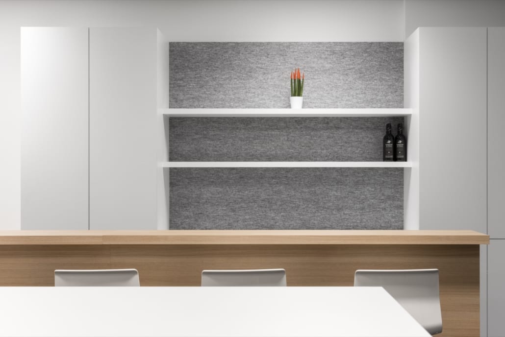 Acoustic wall panel for a bar in the Frigro office